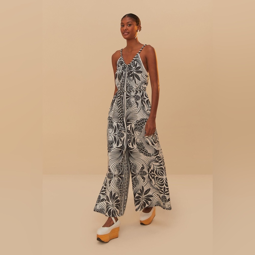 Black and Off-White Monochrome Elegance Scarf Lenzing™ Ecovero Euroflax Jumpsuit